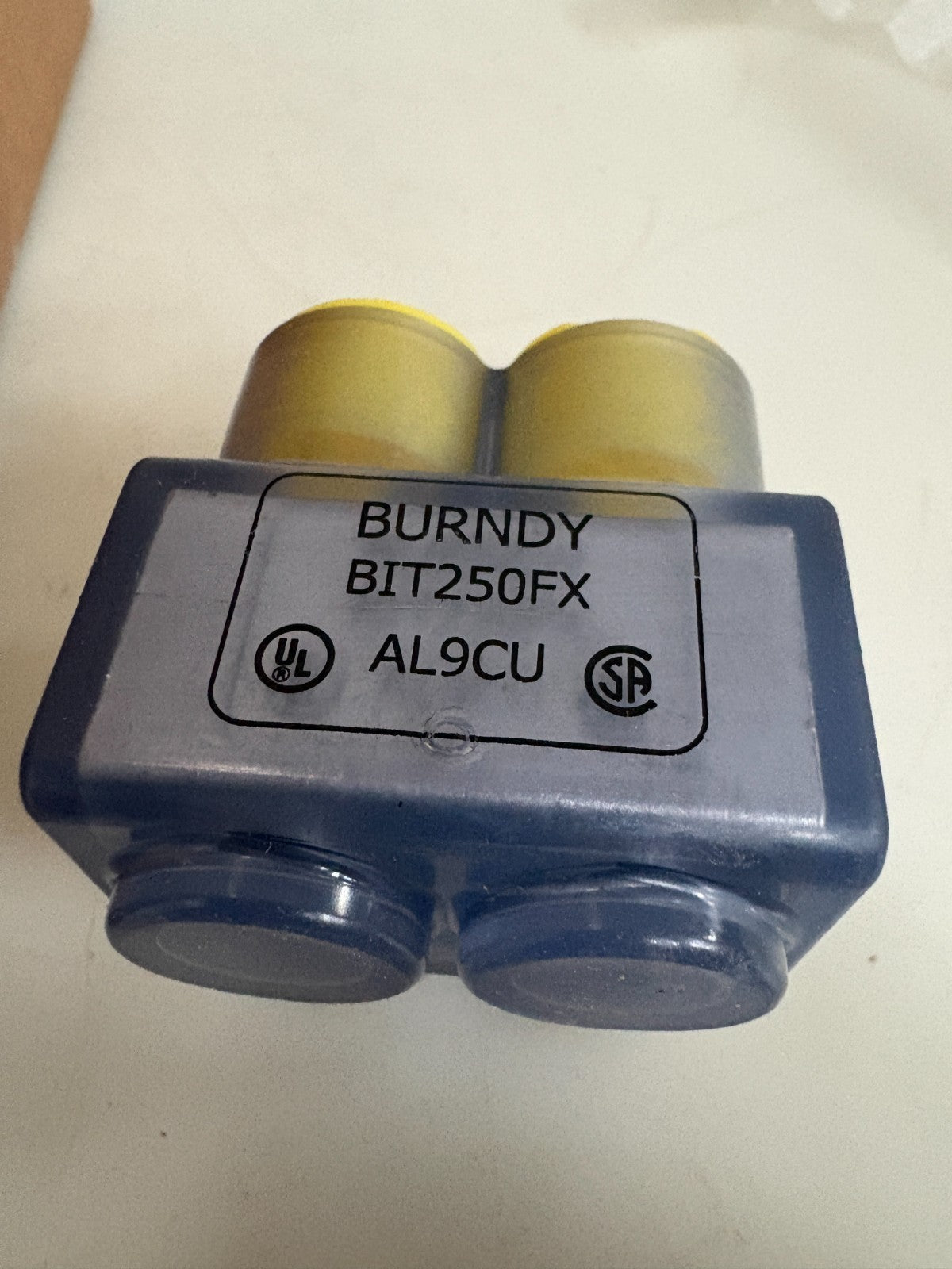 BURNDY BIT 250 FX BOTH SIDE UNITAP CONNECTOR  24 IN BOX1