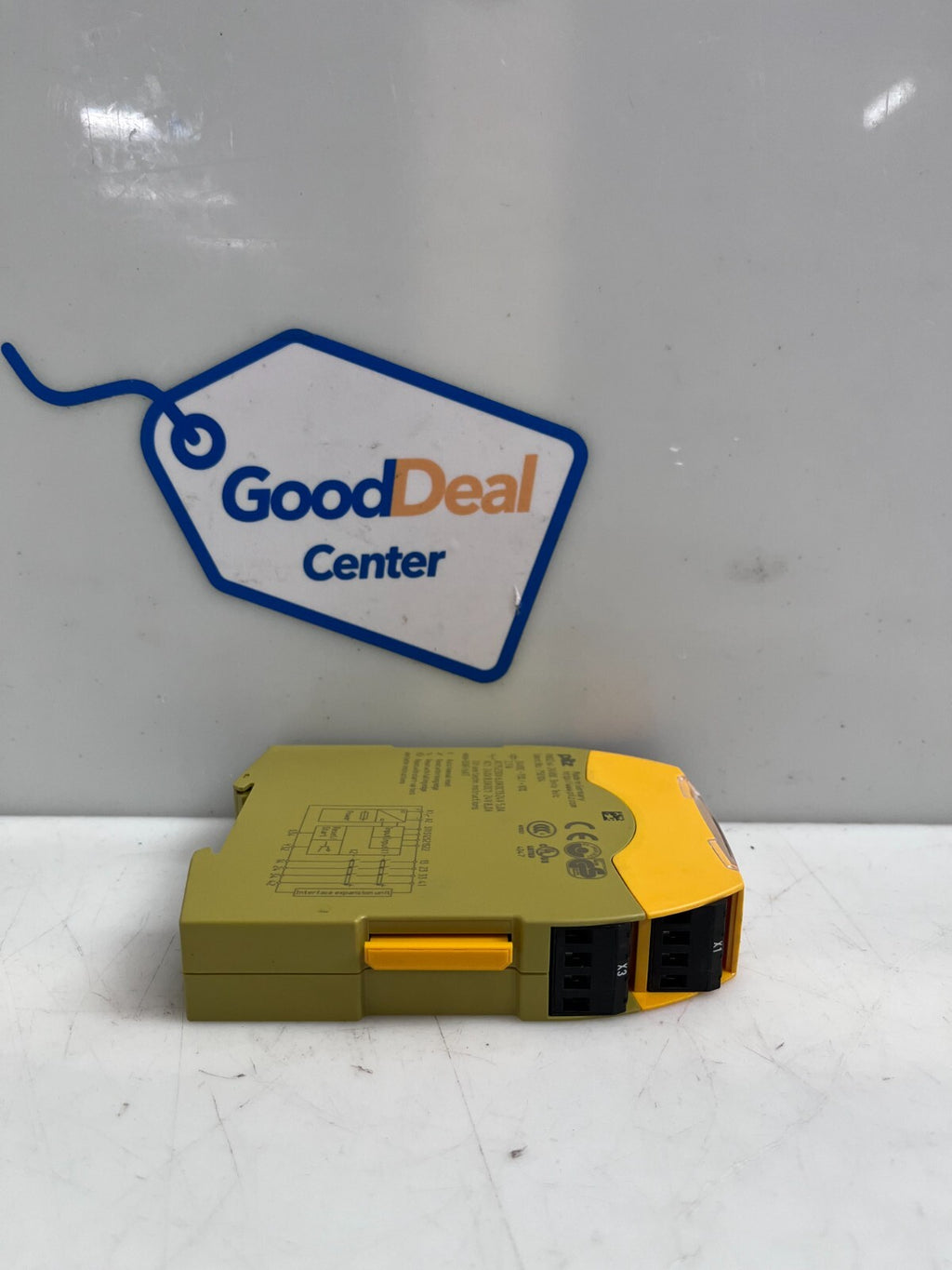 PILZ 750104 PNOZ s4 24VDC 3n/o 1n/c  Safety Relay