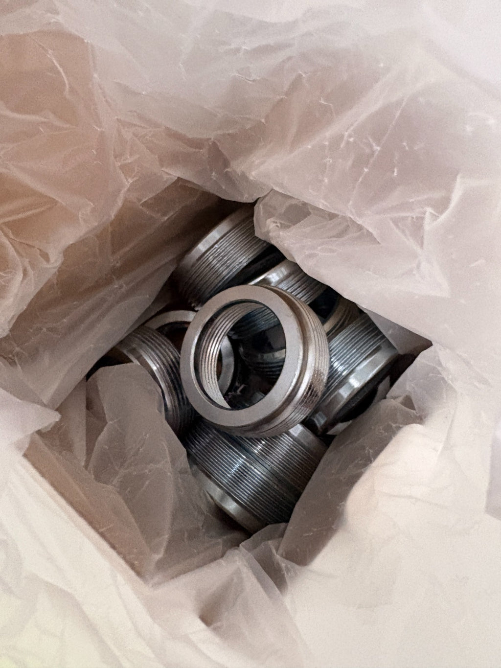 ABB THOMAS & BETTS REDUCING BUSHINGS 2" X 1  1/2"  10 IN BOX3
