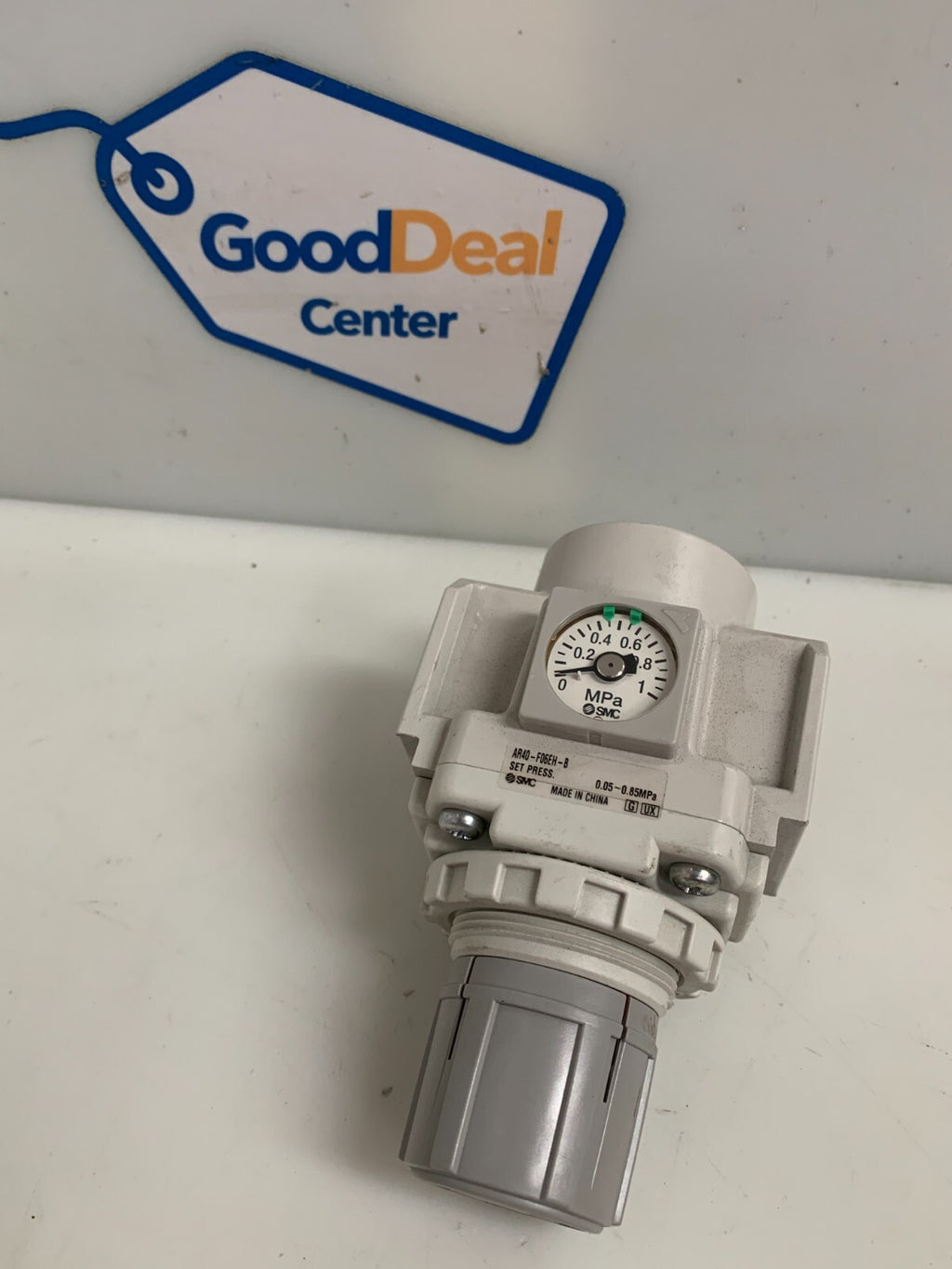 SMC PRESSURE GAUGE AR40-F06EH-B