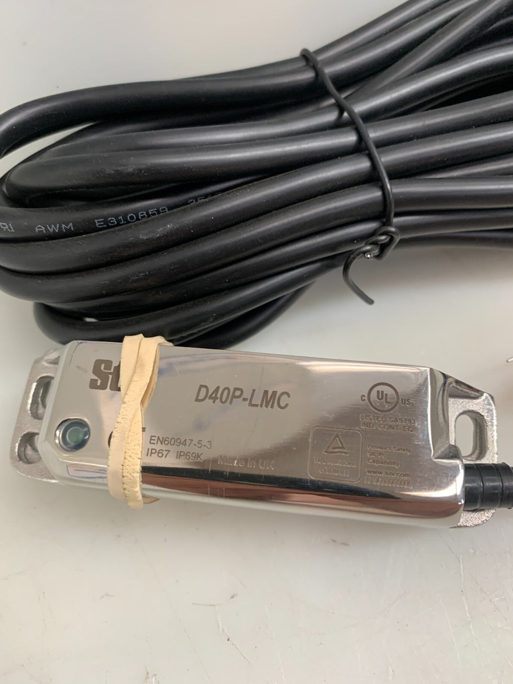 STI Omron D40P-LMC magnetic/reed switch1
