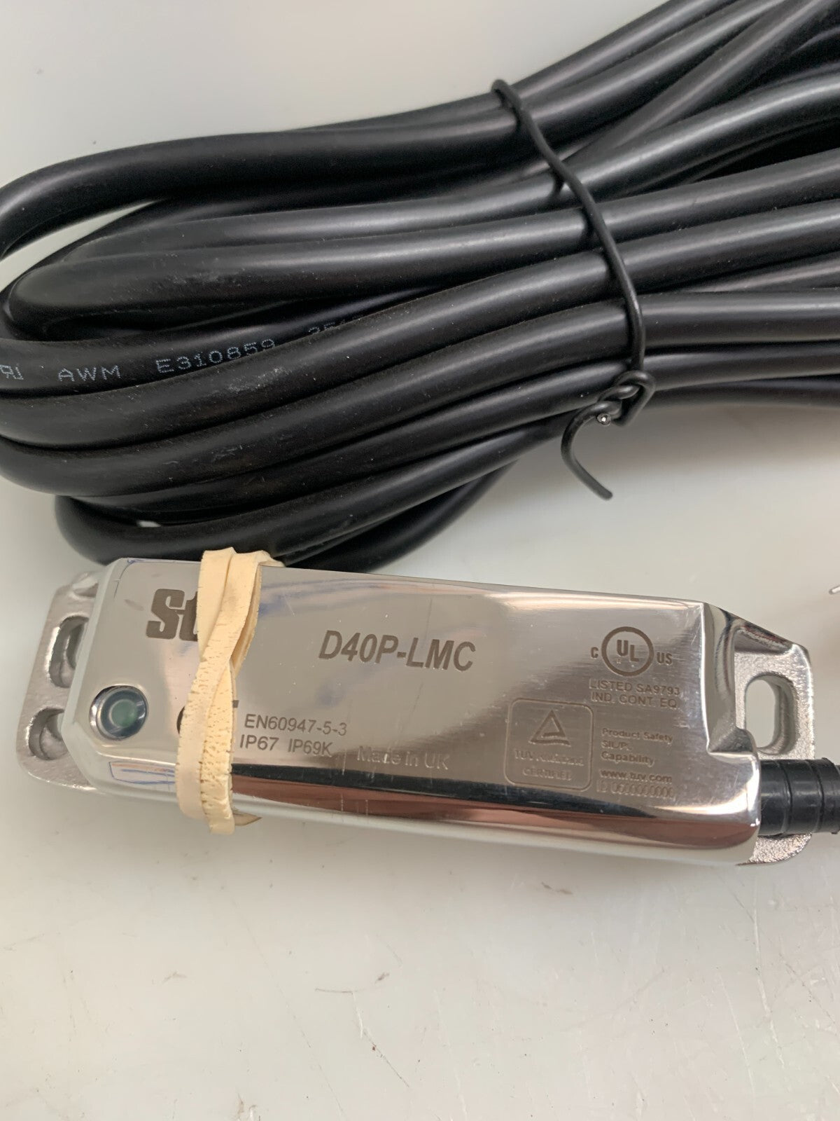 STI Omron D40P-LMC magnetic/reed switch1