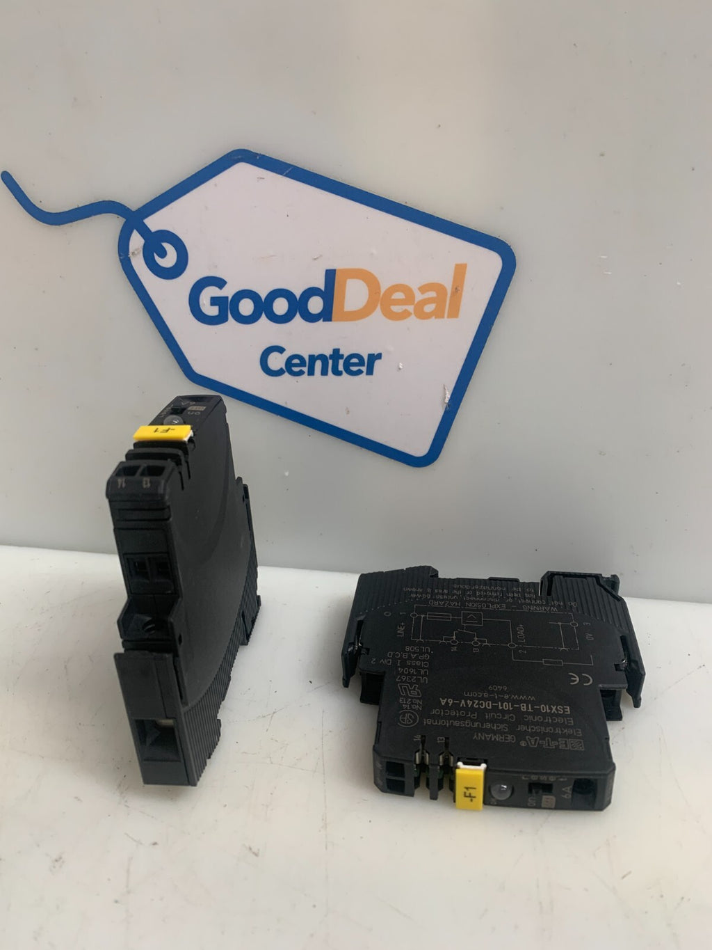 Lot of 2 E-T-A CIRCUIT BREAKERS ESX10-TB-101-DC24V-6A