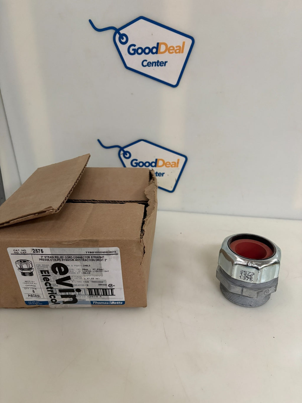 ABB THOMAS & BETTS 2" STRAIN RELIEF CORD STRAIGHT CONNECTOR #2575 5 IN BOX0