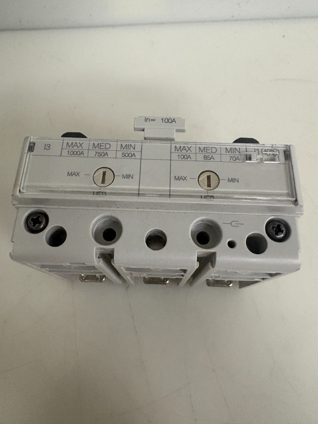 ALLEN BRADLEY MOLDED CASE CIRCUIT BREAKER 140G-HTF3-D101