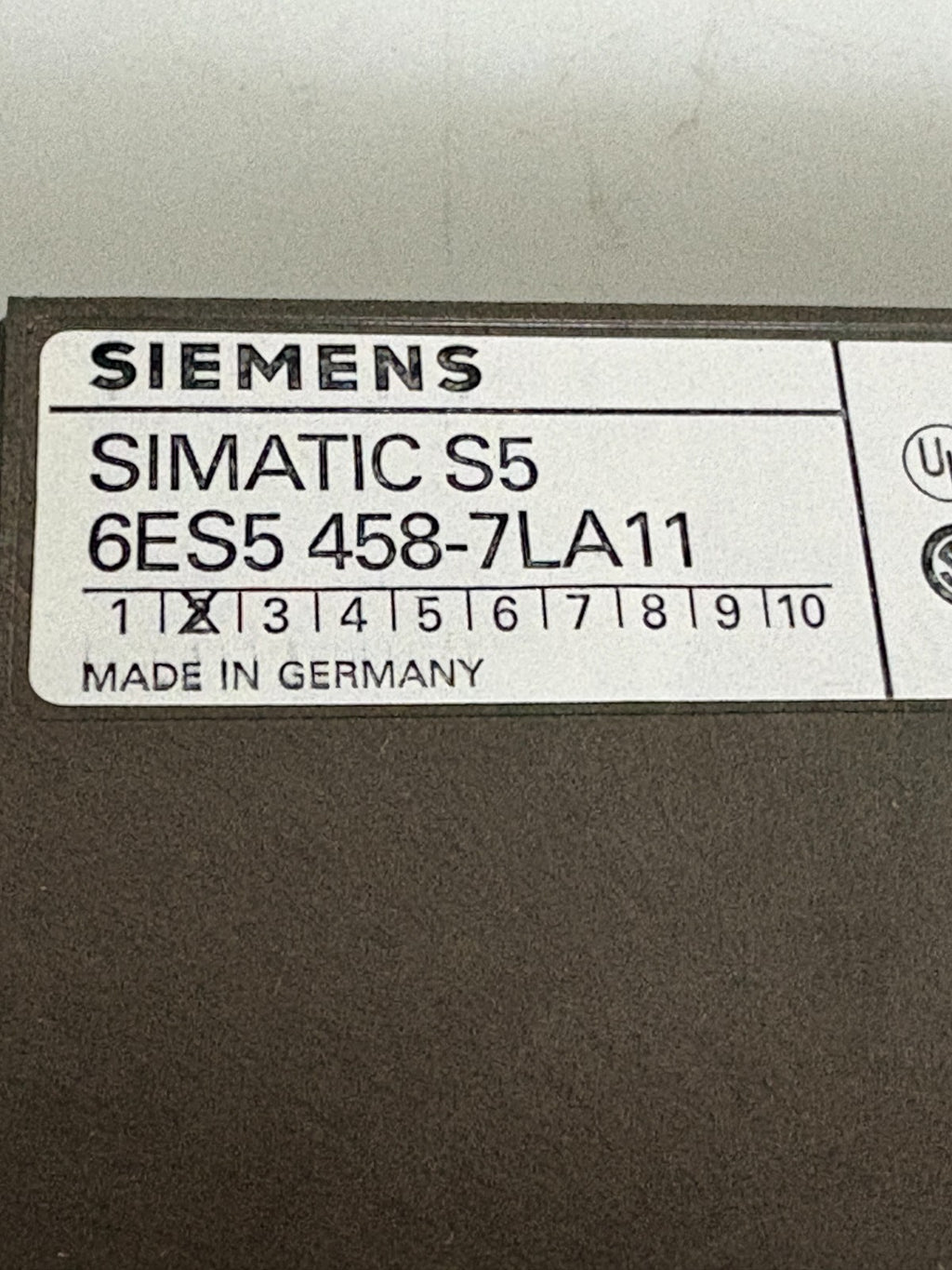 SIEMENS SIMATIC S5 RELAY OUTPUT MODULE 6ESF 458-7LA112