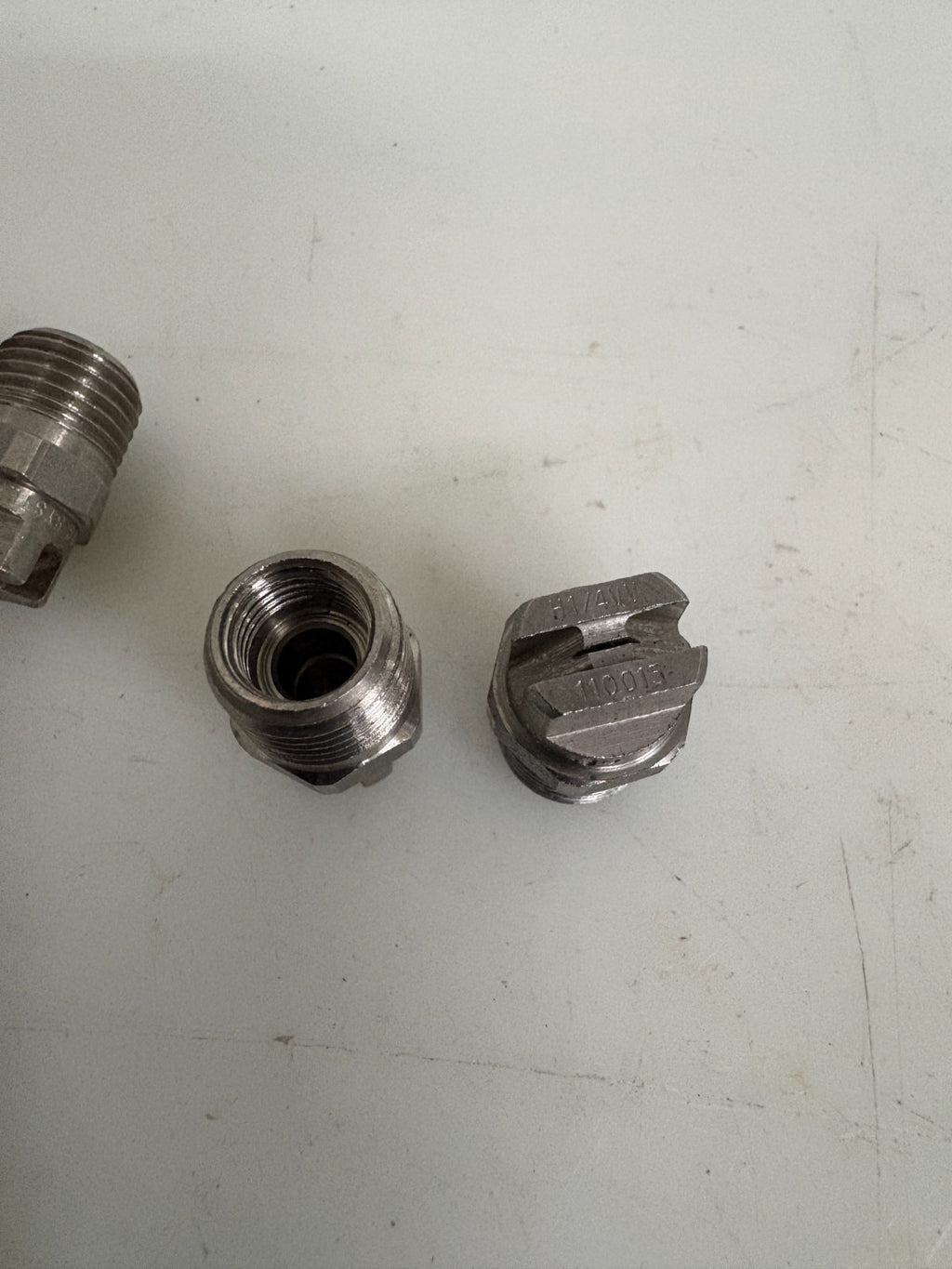 LOT OF 20 SPRAYING SYTEMS 1/4 SPRAY NOZZLE #50237 H14VVSS110015