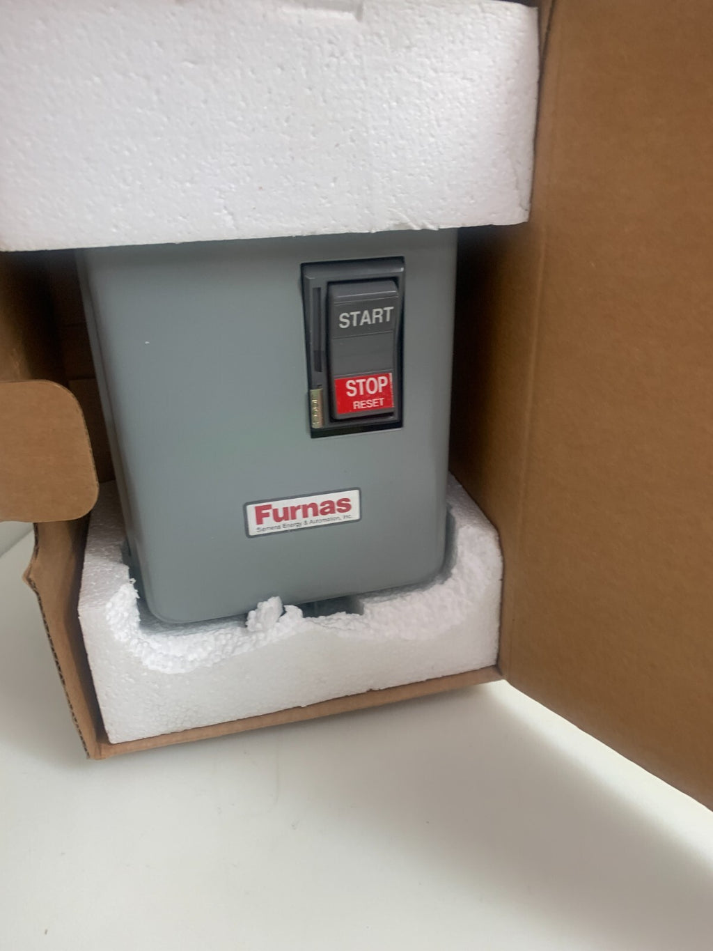 Siemens Furnas 11DBB3BH Manual Starter w/ LVP 480 VAC