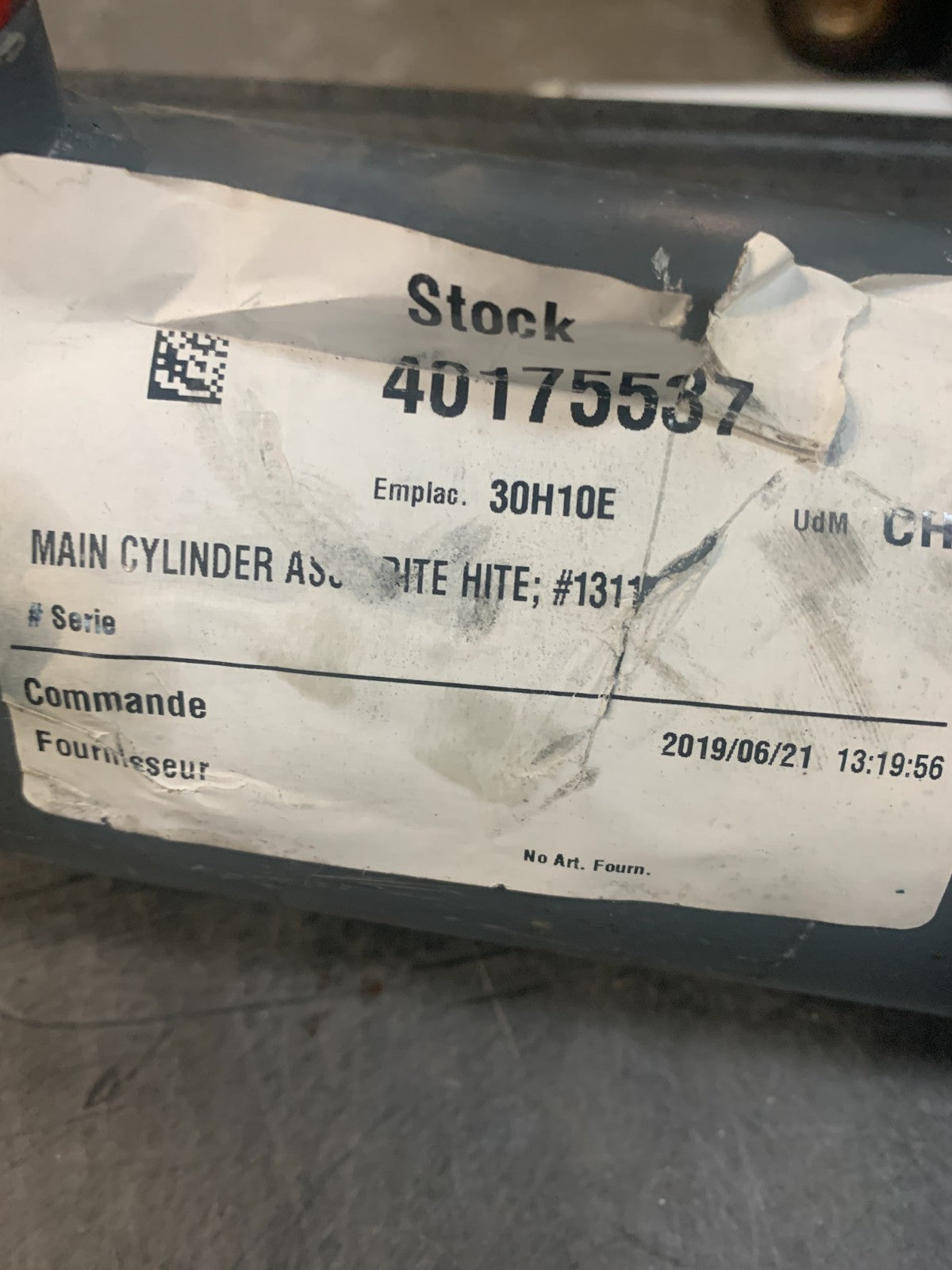 TRIONEX EAGLE RITE HITE MAIN CYLINDER #01311 4" BORE 20" STROKE