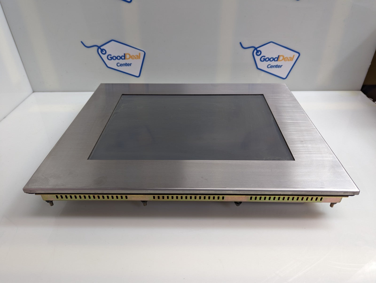 Hope Industrial Systems HIS-ML 15 Series Viewing Angle Touch Screen Monitor4