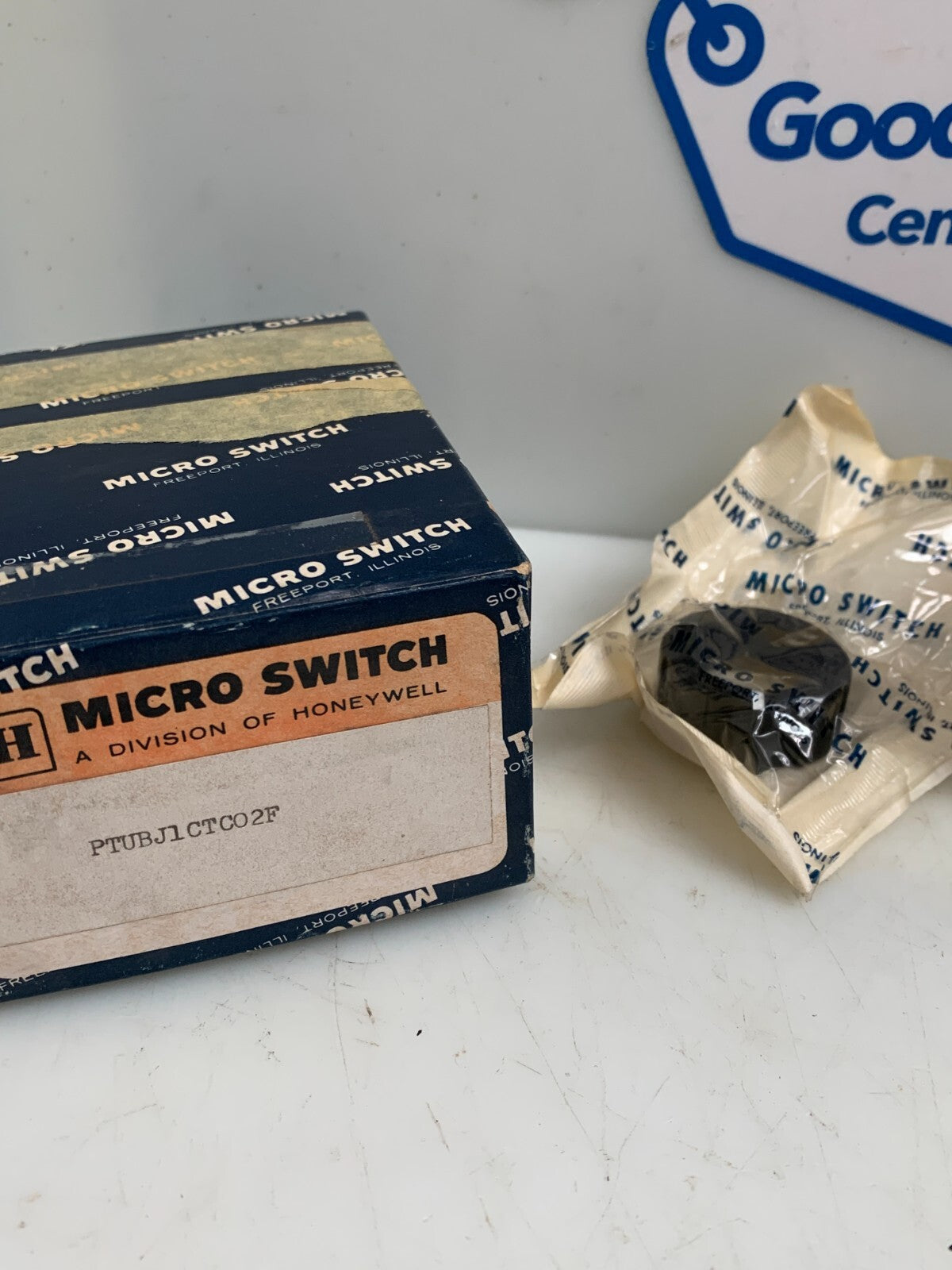 HONEYWELL Micro Switch  PTUBJ1CTC02F