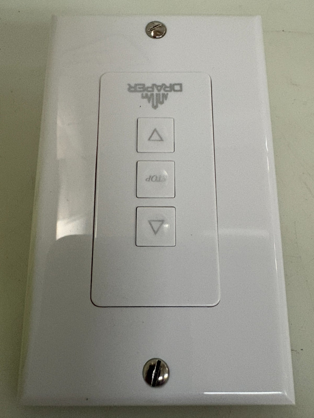DRAPER WALL SWITCH 121225-LVC-S2