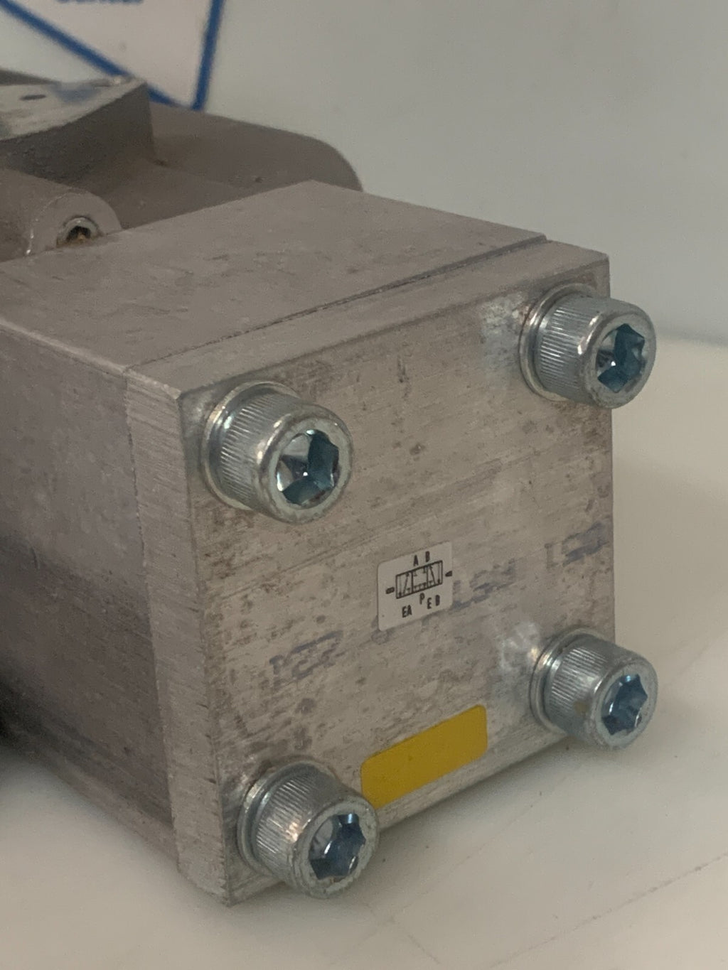 PARKER SCHRADER BELLOWS PNEUMATIC VALVE L69589211533