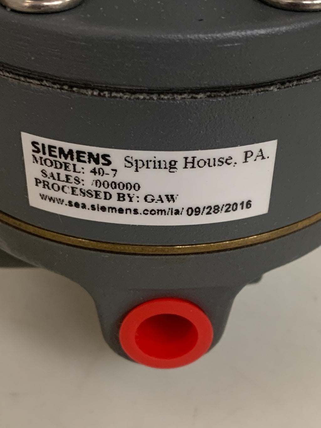 SIEMENS PRESSURE REGULATOR 6-200 H20 #40-7