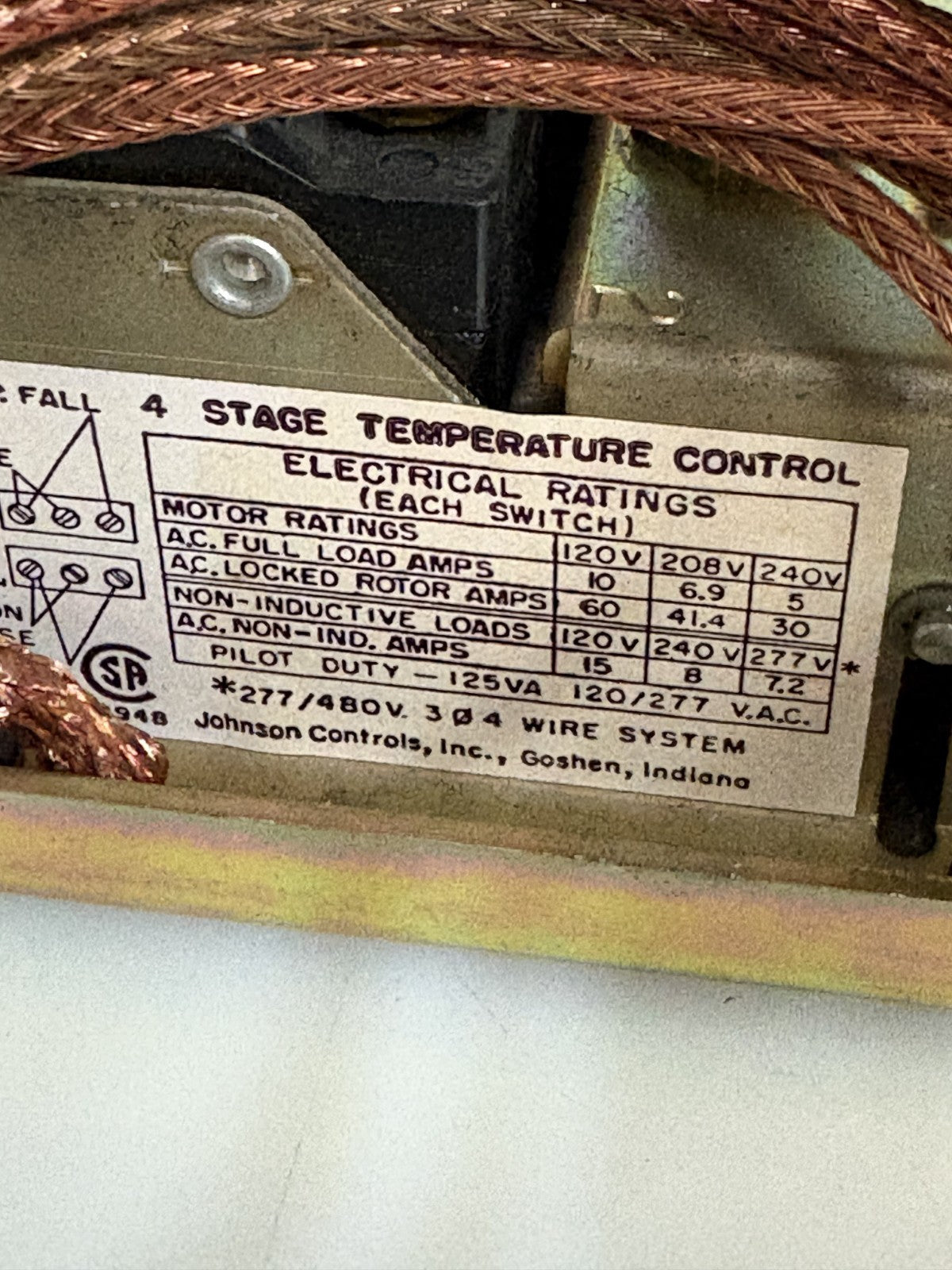 JOHNSON CONTROLS TEMPERATURE CONTROLLER A 36 AHA-58