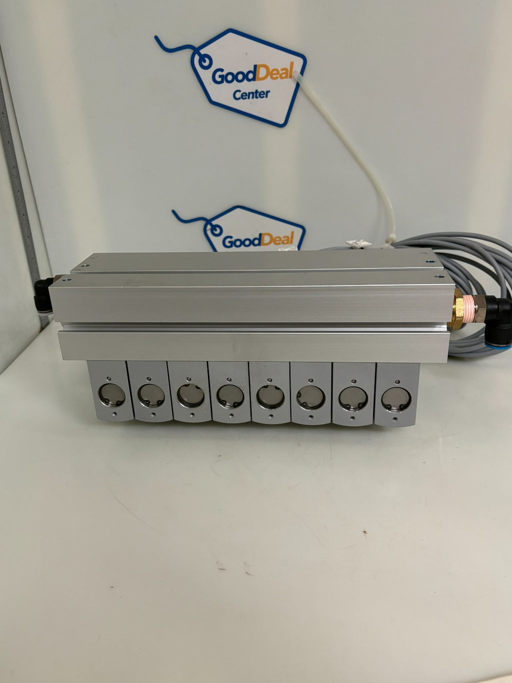 FESTO MANIFOLD BLOCK 8026401 VABM-B10-30E-G34-8-P3 W/8XSOLENOID 8030811