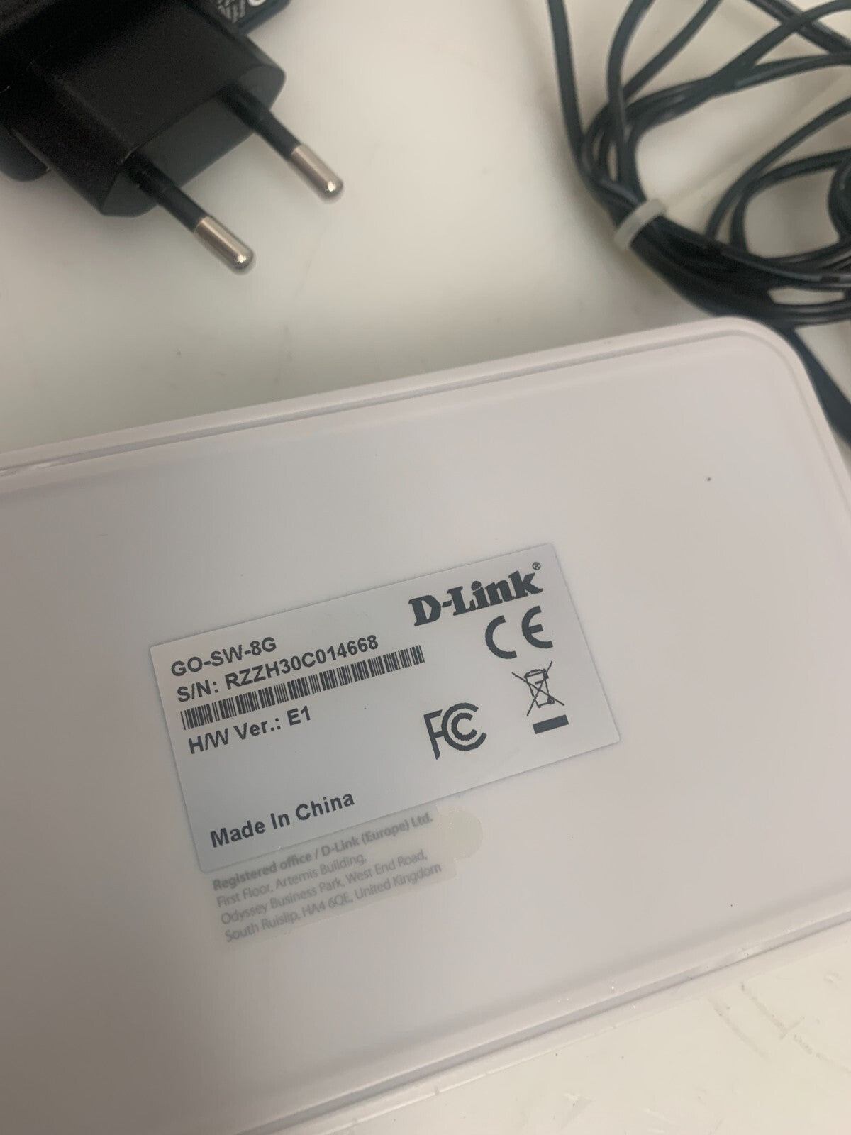D-LINK  GO-SW-8G  8 Port Ethernet Switch  *European Power Cable Plug* (Lot of 2)