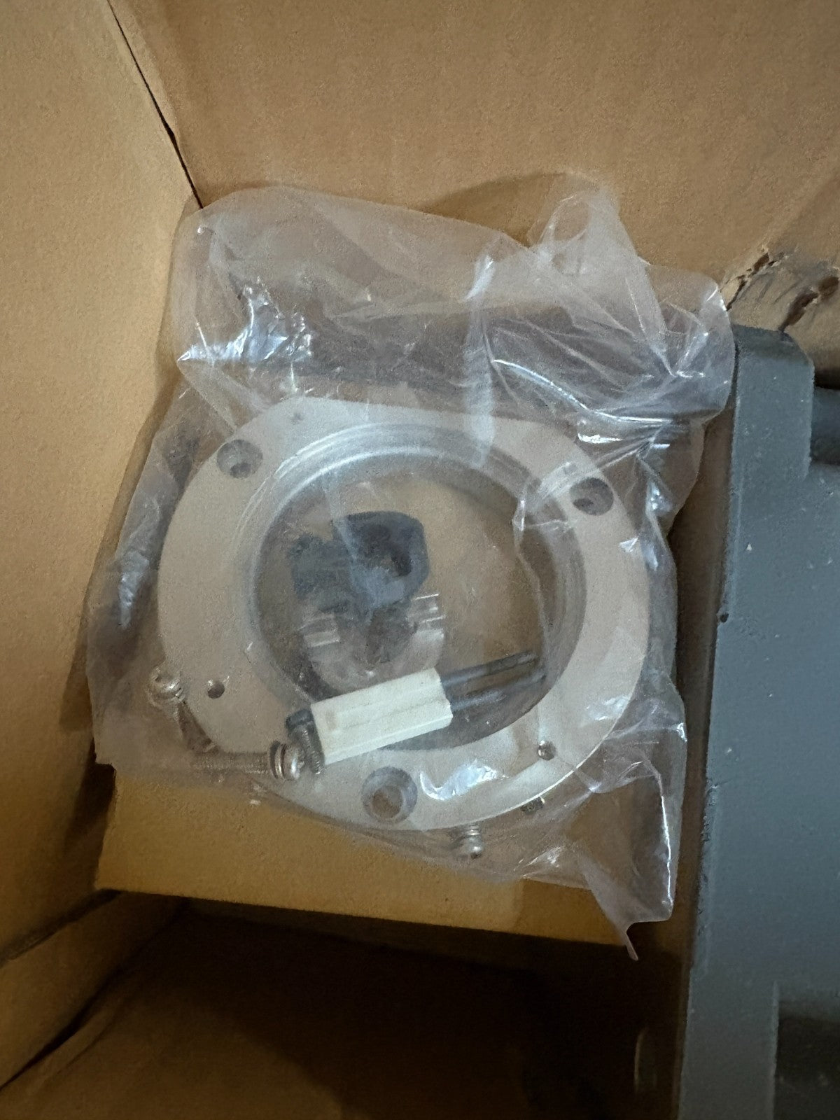 MITSUBISHI SERVO MOTOR HA 100NC-S NO ENCODER 