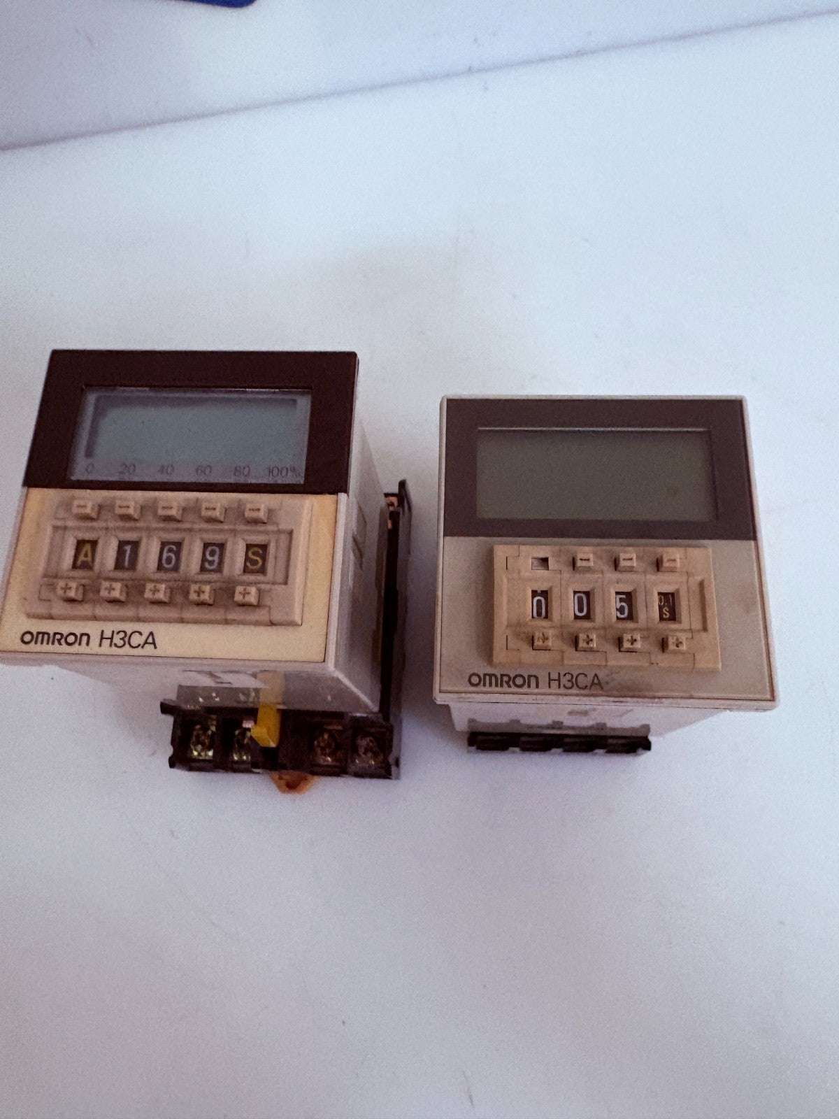 OMRON TIMER MIX LOT 1XH3CA-A 1XH3CA-8H