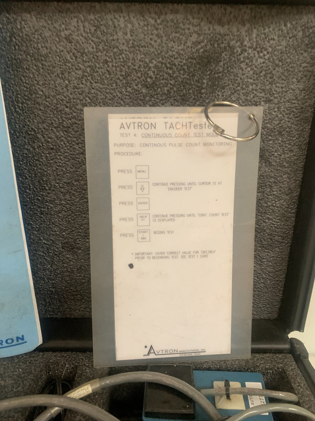 AUTRON DIGITAL TACHTESTER KIT B27 609 COMPLETE W/CABLES AND MANUAL IN CASE