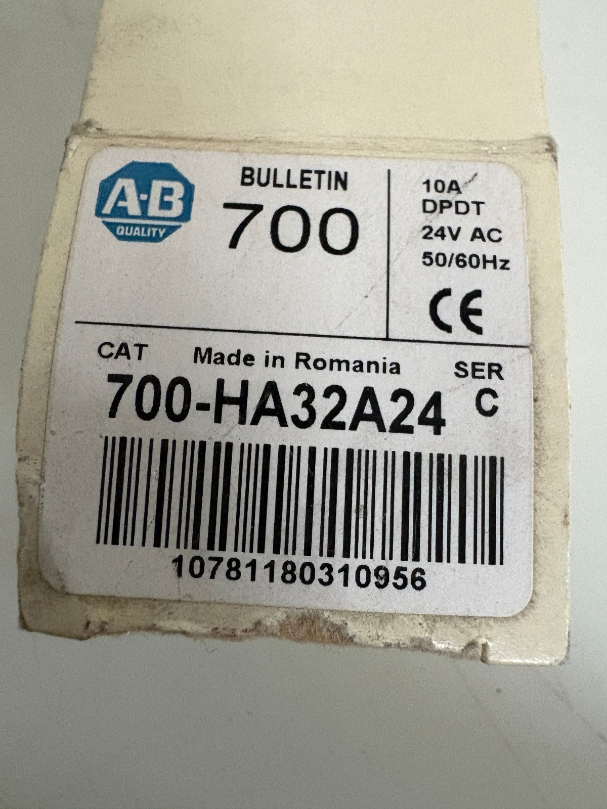 LOT OF 5 ALLEN BRADLEY GENERAL PURPOSE TUBE BASE RELAY 700-HA32A24 C2