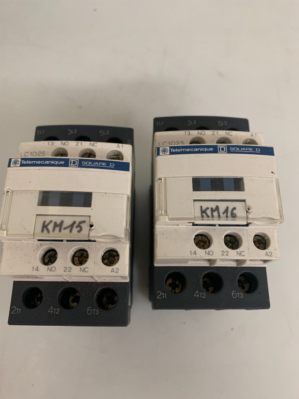 LOT OF 2  TELEMECANIQUE SQUARE D LC1 D25 CONTACTOR