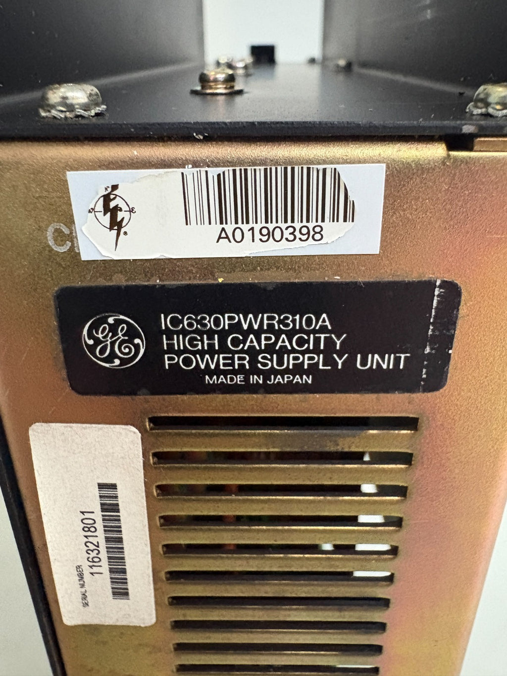 GENERAL ELECTRIC SERIES THREE PROGRAMMABLE CONTROLLER IC630PWR310A 4