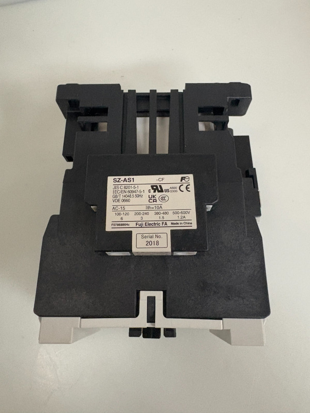 FUJI ELECTRIC CONTACTOR SC-EA/G W/2 AUXILLIARY CONTACT BLOCK SZ-AS1
