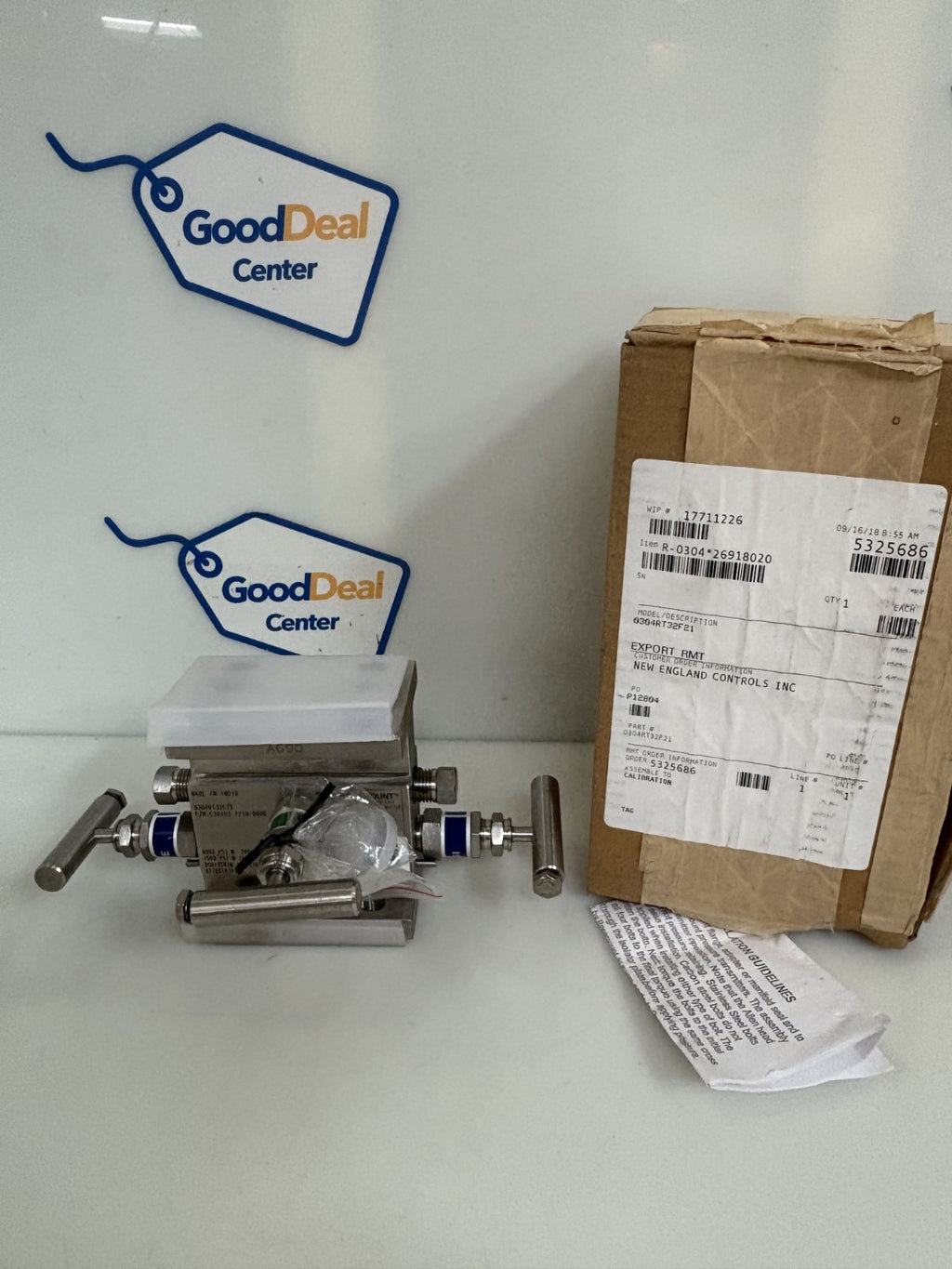 ROSEMOUNT 0304 SERIES PRESSURE TRANSMITTER CONVENTIONAL MANIFOLD #0304RT32F21