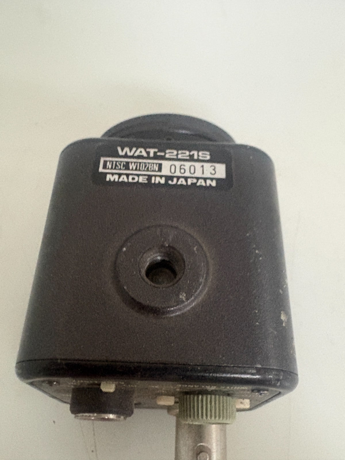 WATEC COLOR CCD INDUSTRIAL CAMERA WAT-221S2