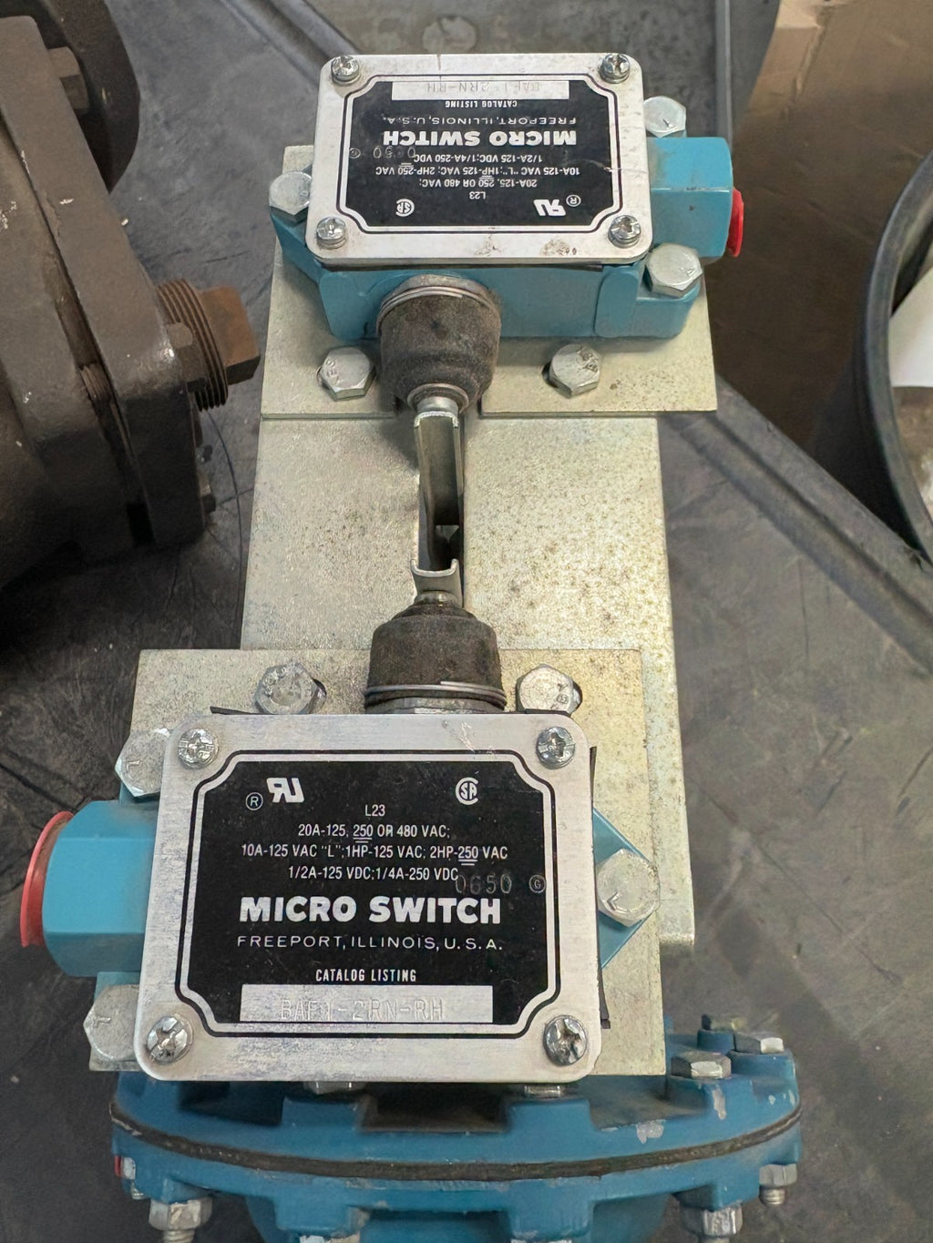 ITT PNEUMATIC DIAPHRAGM VALVE 2" 2536-M-34-3312-ATS-LS2 CWP 175 W/2 MICRO SWITCH