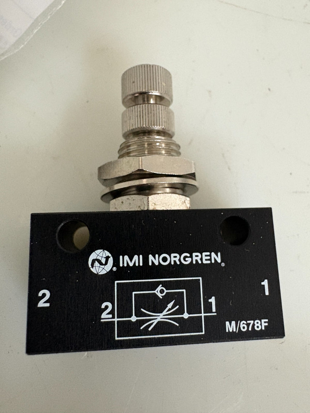 LOT OF 2 IMI NORGREN PNEUMATIC REGULATOR M/678F1