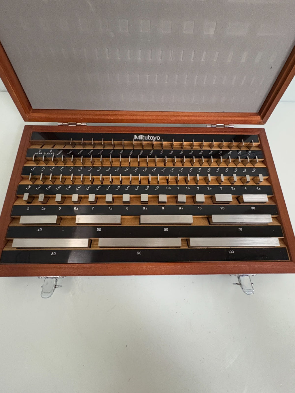 MITUTOYO GAGE BLOCK SET #516-946-12 BM1-87-2 / PD