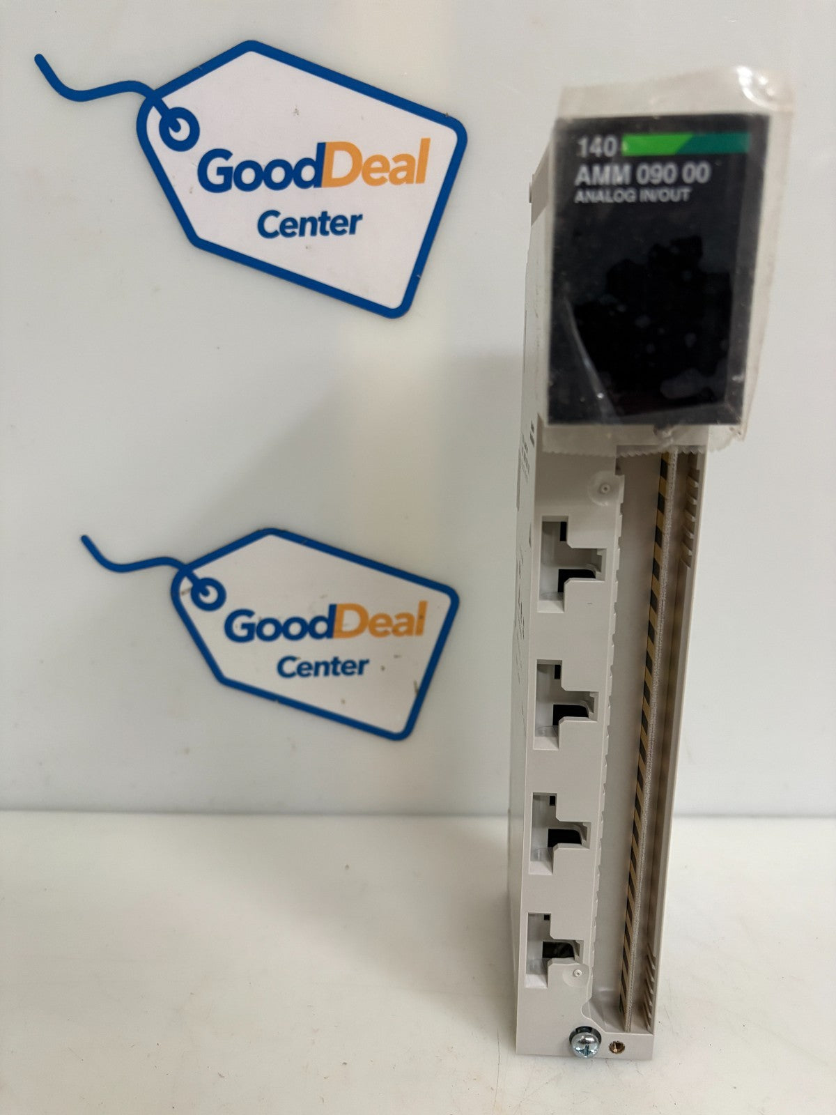 SCHNEIDER TSX QUANTUM ANALOG I/O 4CH/2CH 140 AMM 090 000