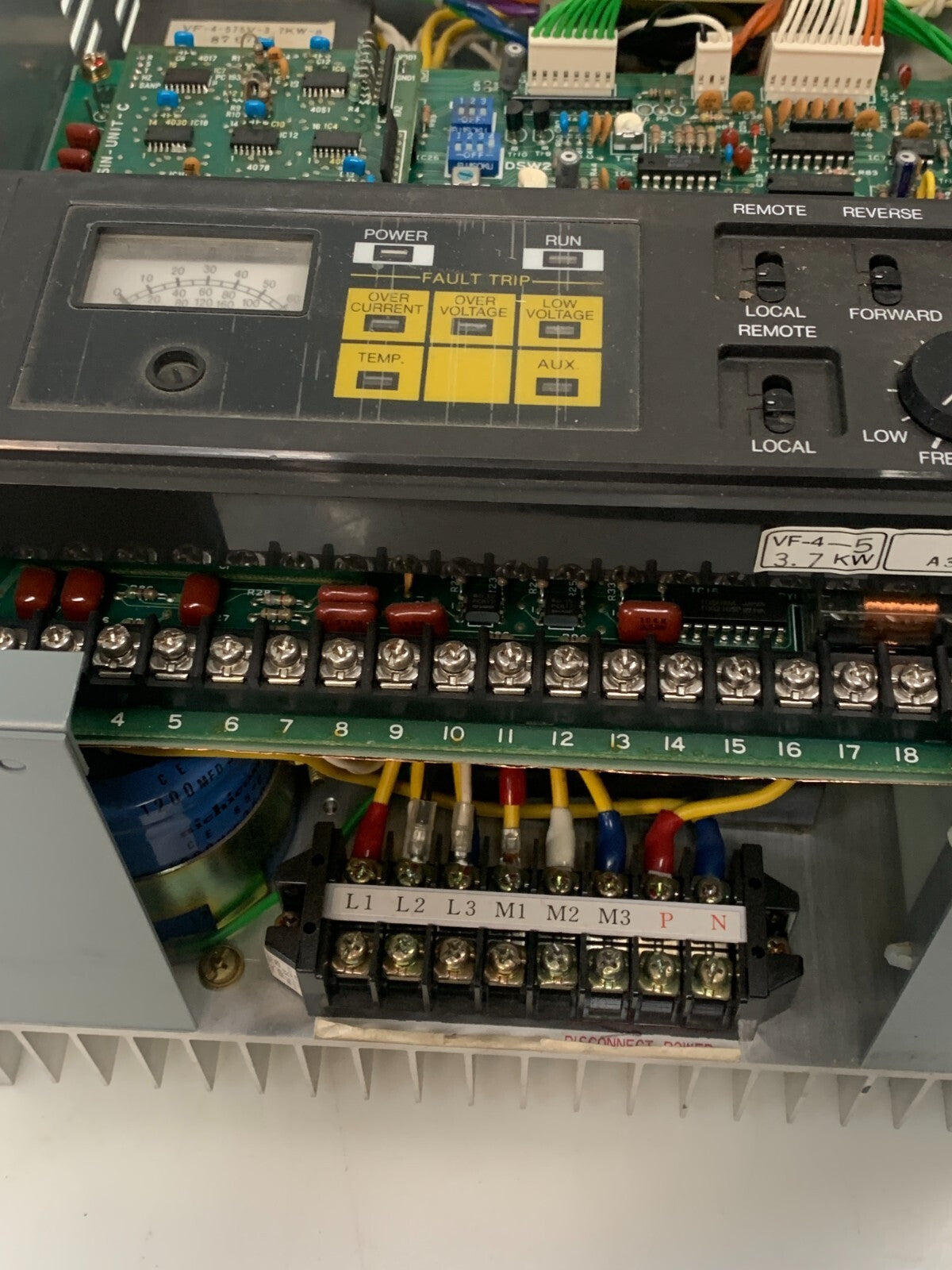 ALLEN BRADLEY 1332-BAC SER. A Adjustable Frequency AC Motor Drive2