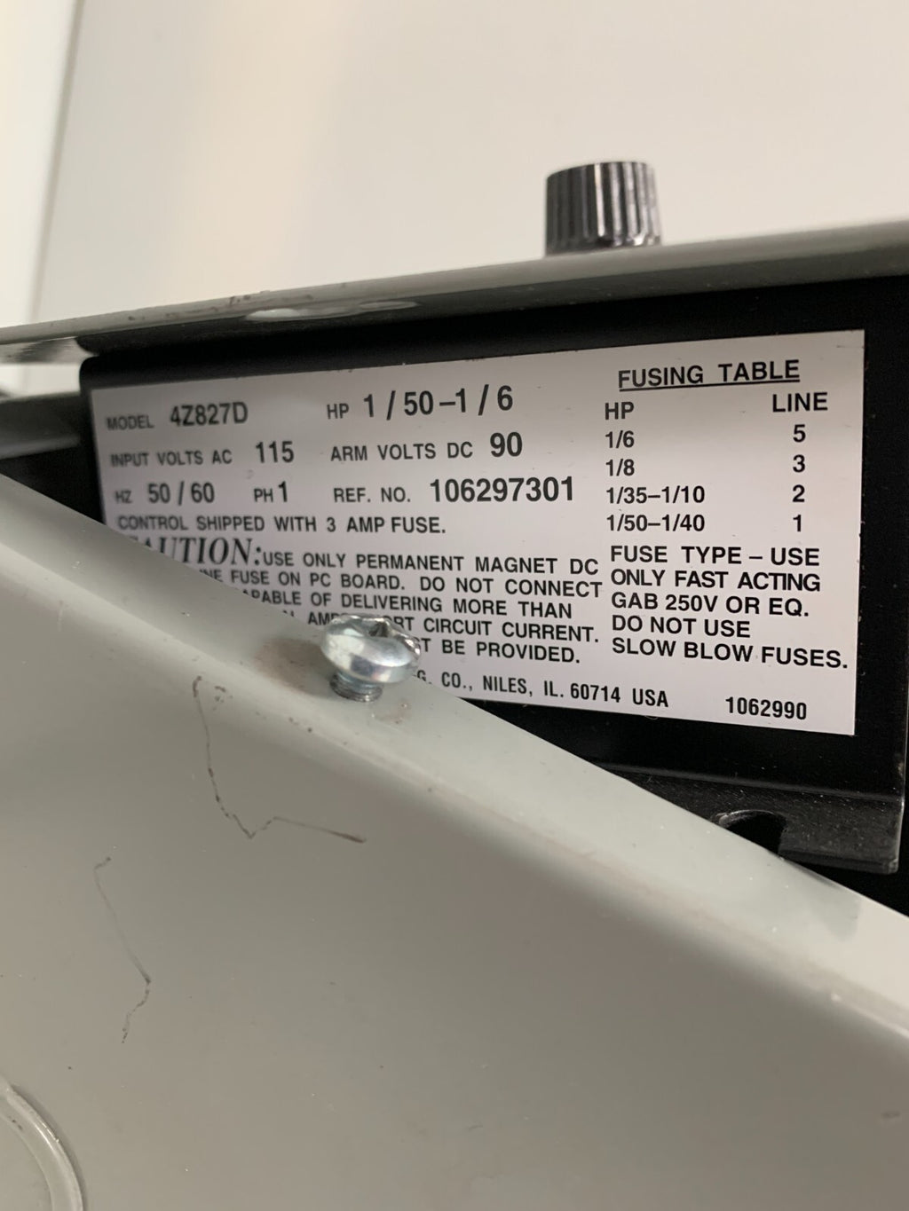 DAYTON DC MOTOR 4Z140 1/8HP W/DAYTON SPEED CONTROL BOX 4Z827D