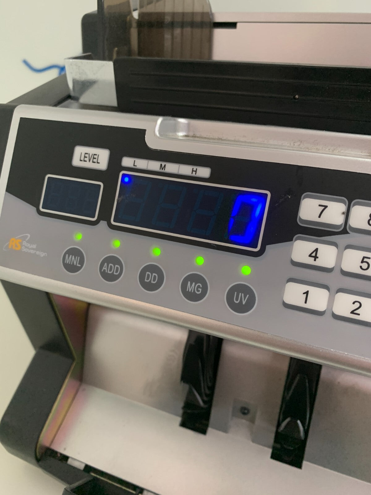 ROYAL SOVEREIGN  RBC-3100   Bill Counter W/UV Counterfeit Detector