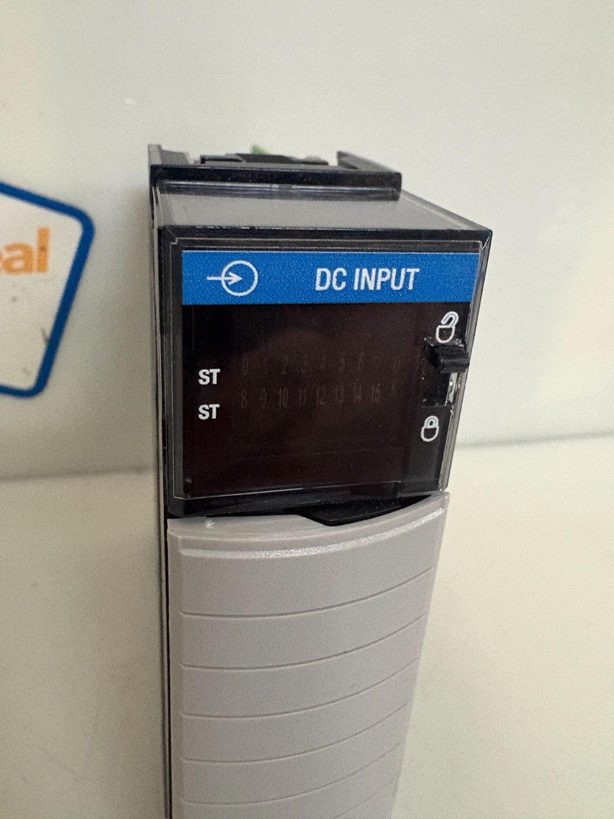 ALLEN BRADLEY CONTROL LOGIX 16PT 12/24 DC D/I MODULE 1756-IB16 A1