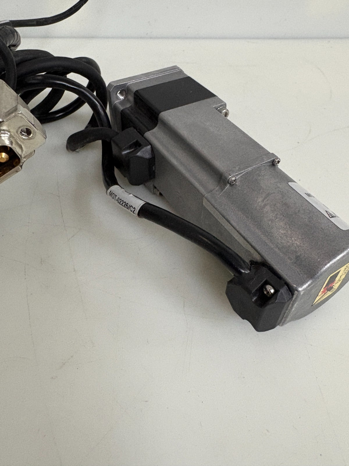 AEROTECH MINI SERVO MOTOR BM22-D25-E2000H-BK W/CABLES5