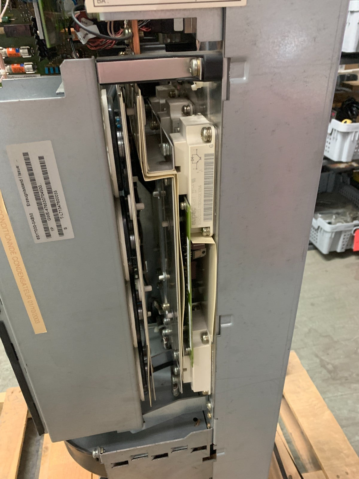 Siemens AC Drive Simovert VC 6SE7026-1FE60-Z Issue A VECTOR CONTROL CHASSIS UNIT