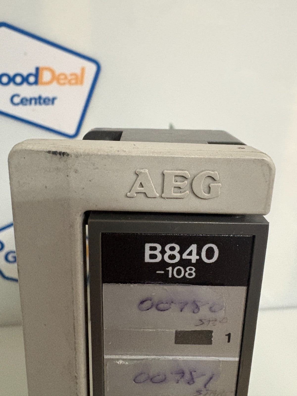 GOULD MODICON REED RELAY OUTPUT 8PT AS-B840-108