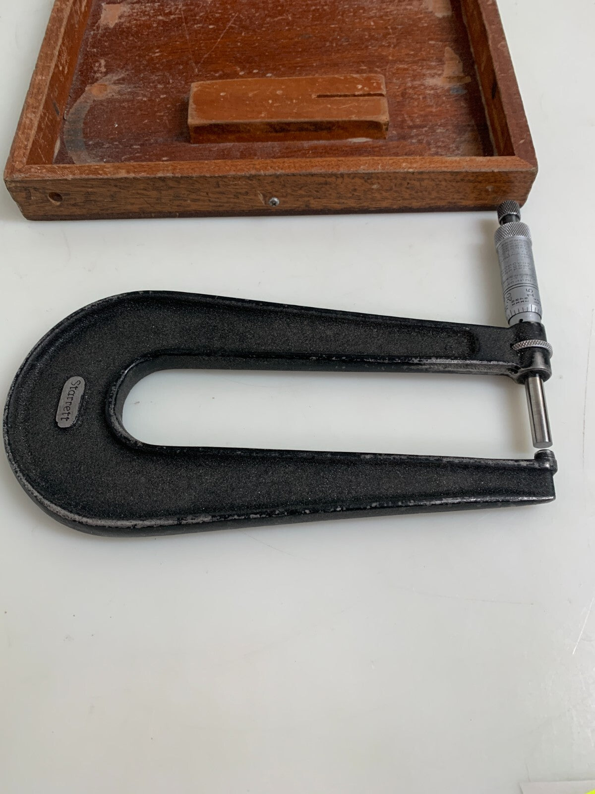 STARRETT DEEP THROAT 0-1" MICROMETER / CASE VINTAGE