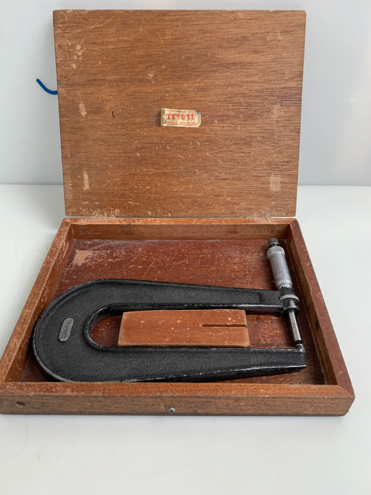 STARRETT DEEP THROAT 0-1" MICROMETER / CASE VINTAGE