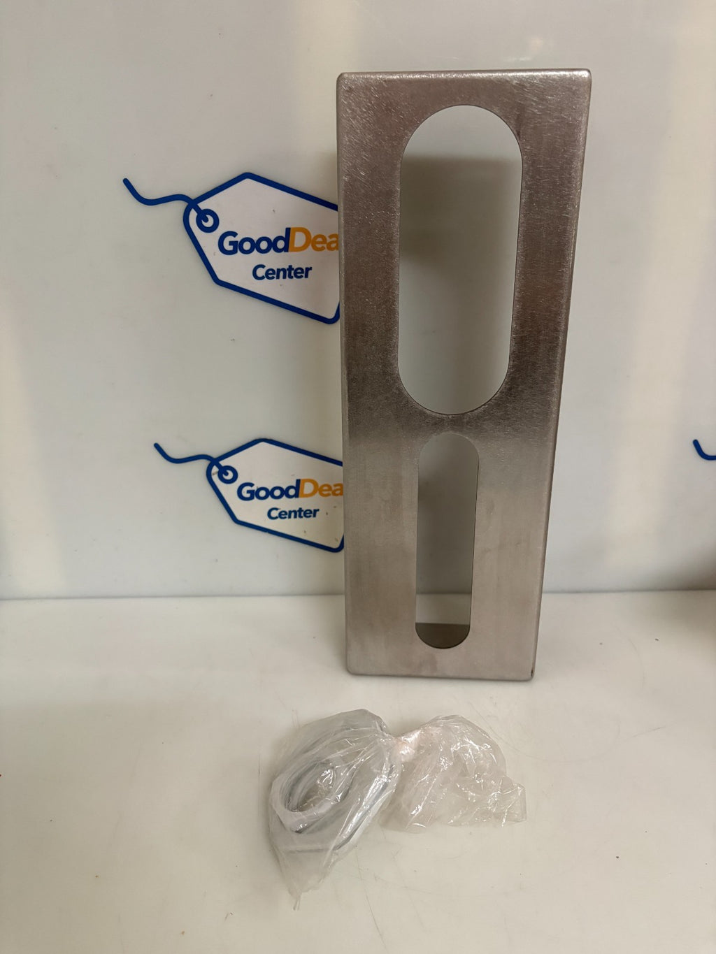 SIEMENS UNIVERSAL BOX BRACKET IP 7ML18301BK 0