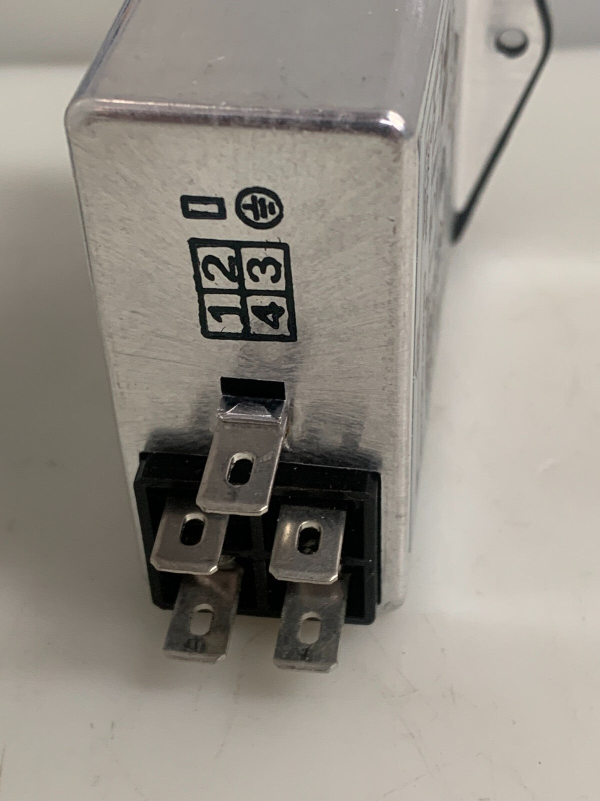 LOT OF 2 DELTA EMI FILTER 10 EK 3M2