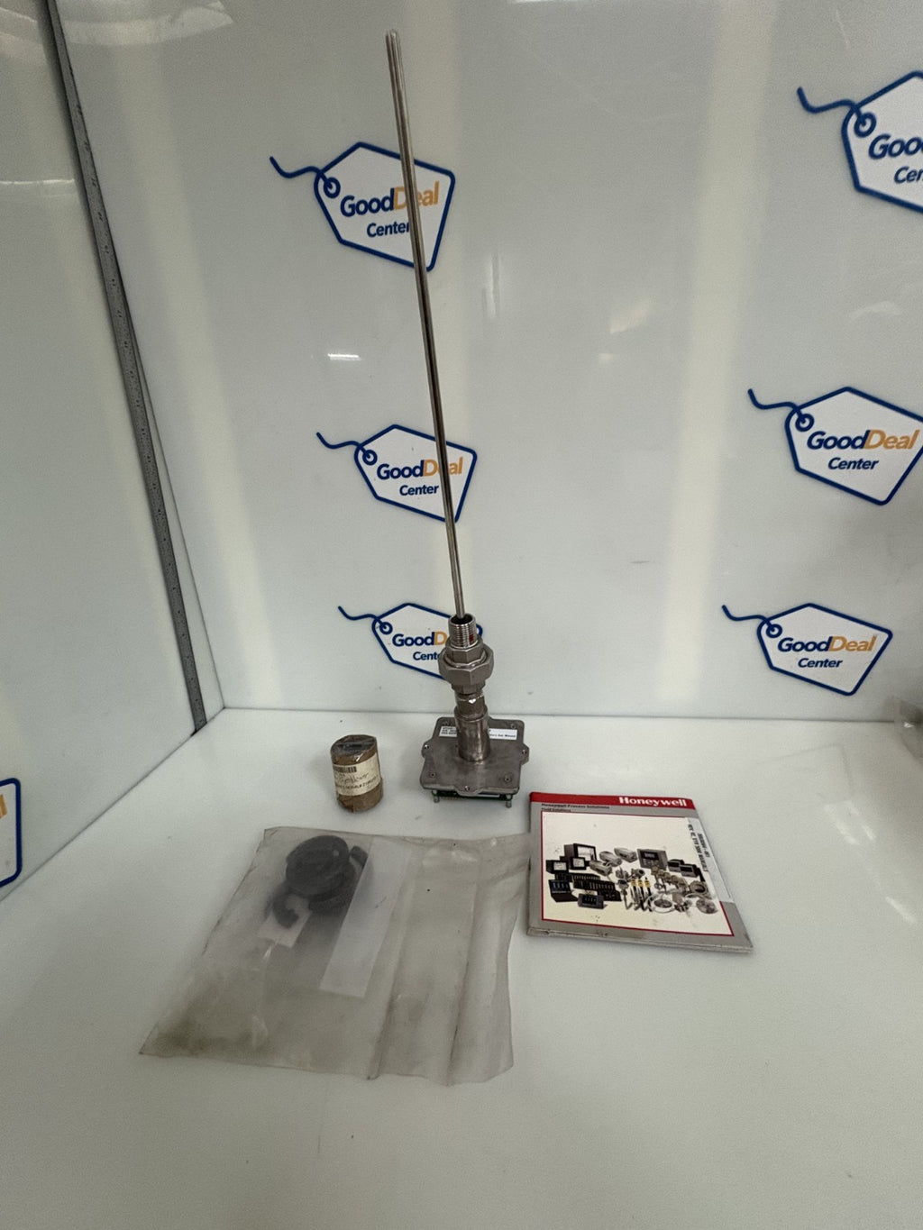 HONEYWELL TEMPERATURE TRANSMITTER XYR5000 WT532-RSUYPC-AG