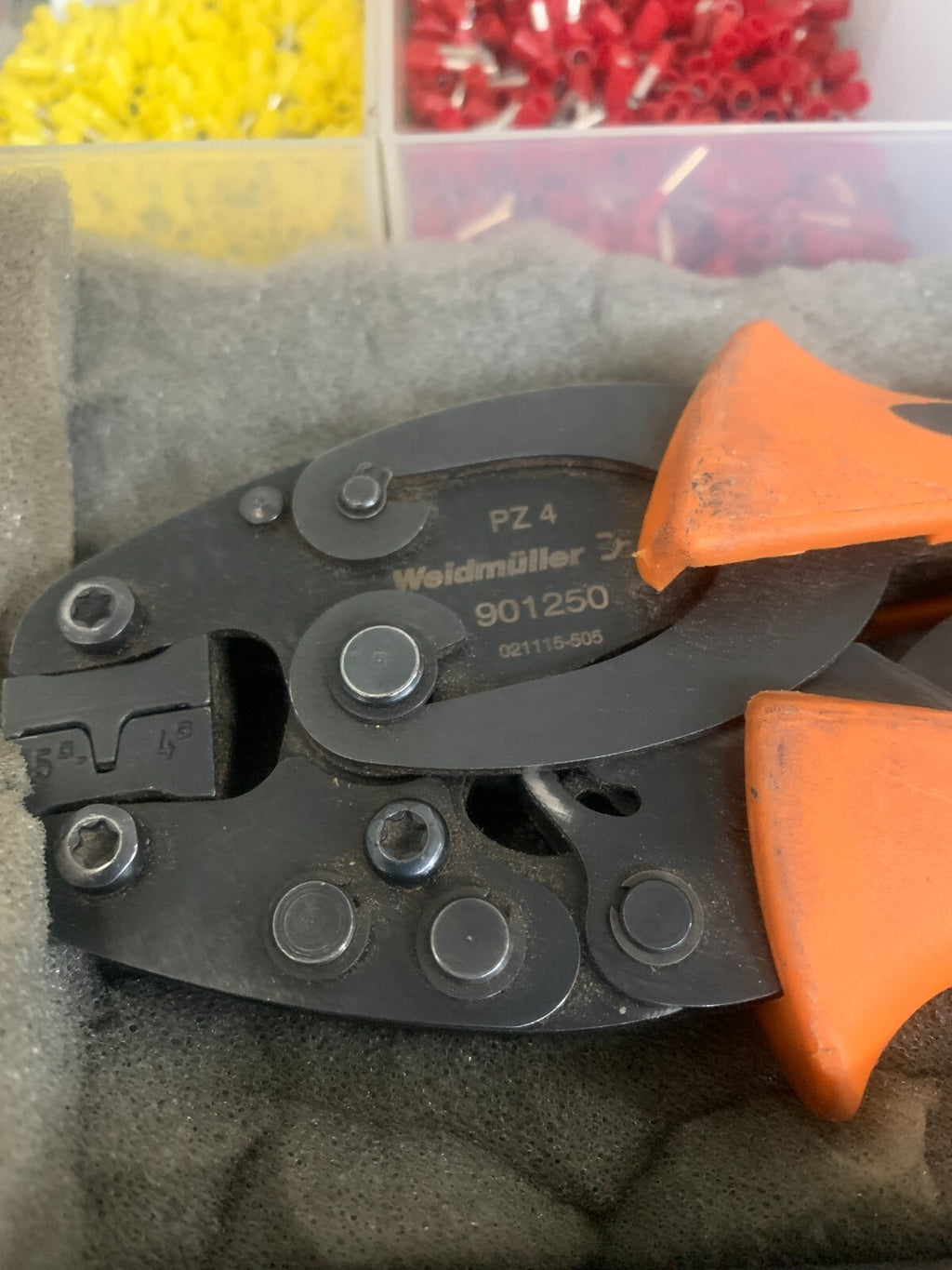 WEIDMULLER CRIMPING TOOL PZ4 901250 IN CASE W/HARDWARE1