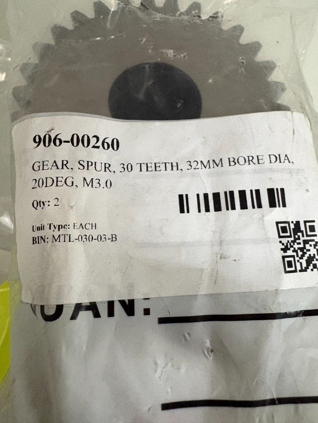 LOT OF 2 SPUR GEAR 30 TEETH 32 MM BORE DIA.20 DEG. M3.0 #906-002603