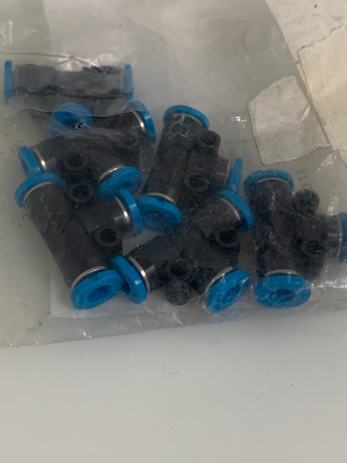 FESTO  Pneumatic Tee Connector Fitting  QSMT-4  153366   (Bag of 7)