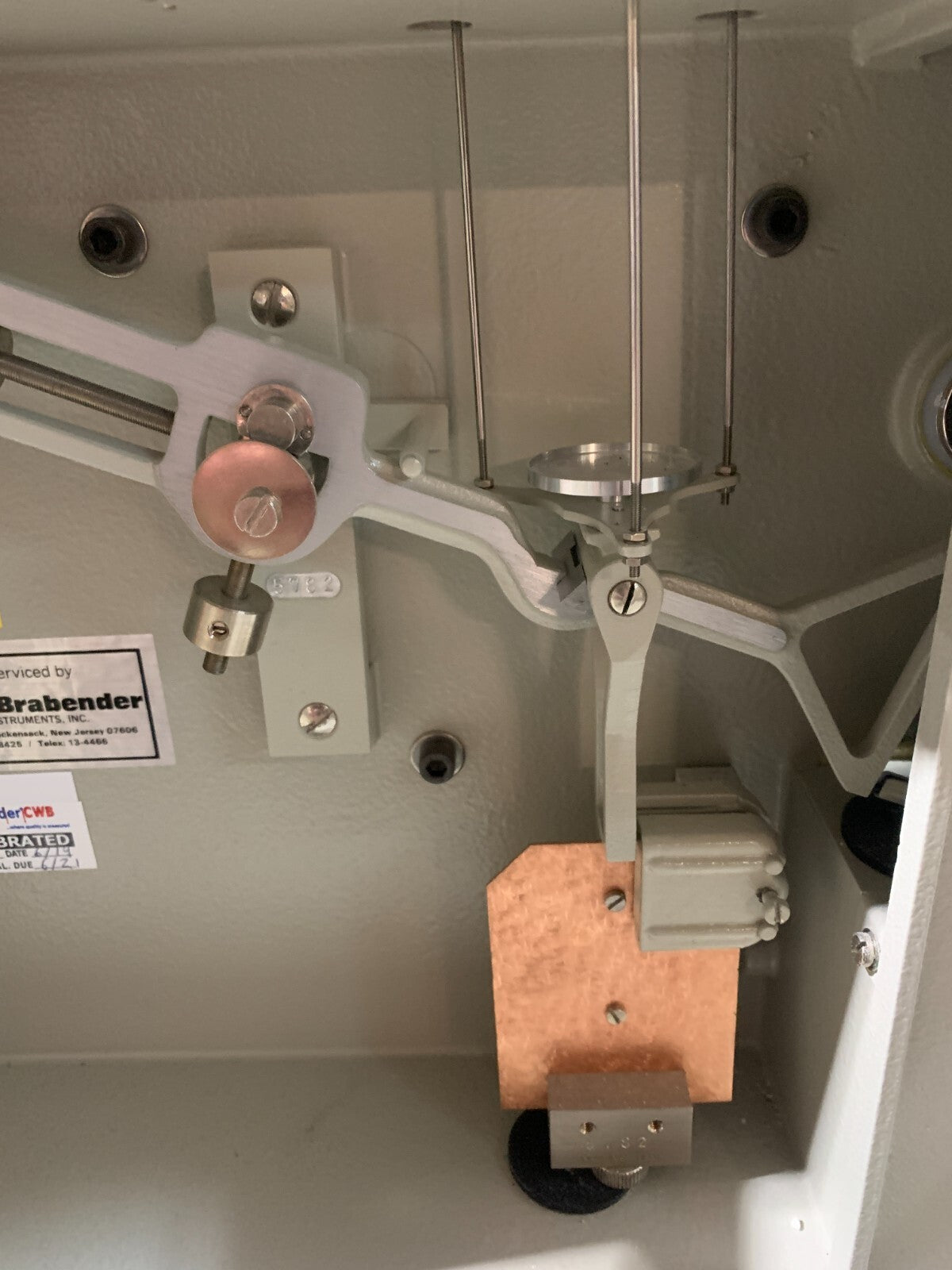 C.W BRABENDER MOISTURE/VOLATILES TESTER SAR-E/1